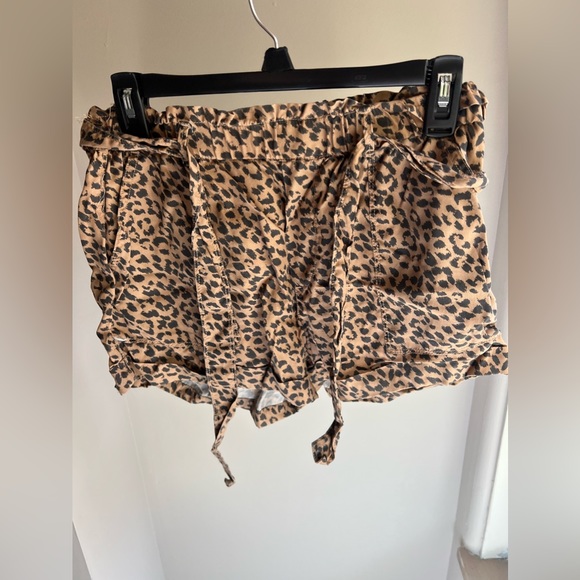 Aerie camp shorts, size medium - Picture 1 of 3
